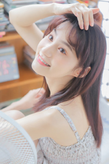 13萝自慰喷白浆
